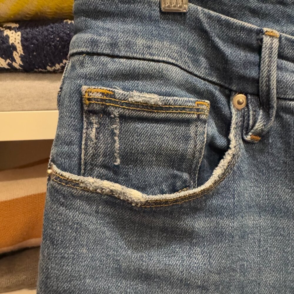 Good American Women's Good Curve Straight-Leg Jeans - Picture 5 of 10